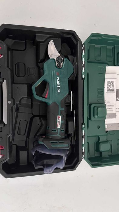 Tesoura de Poda elétrica parkside 20v