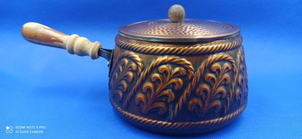 Mosiężny rondel z przykrywką 2L