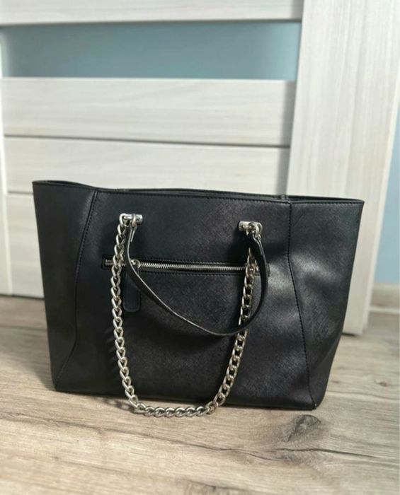Torebka Guess Elegancka
