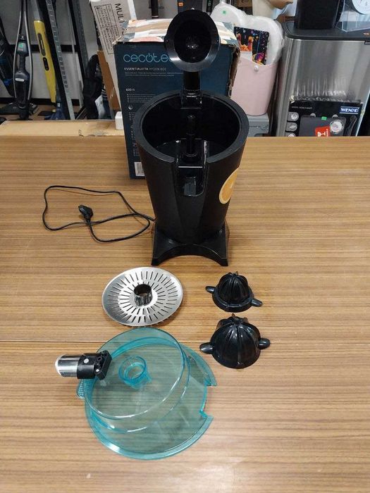 Cecotec Sokowirówka elektryczna EssentialVita Hyden 600