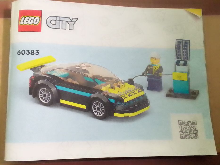 ОРИГІНАЛЬНА! Машинка Lego,в повній  комплектації!