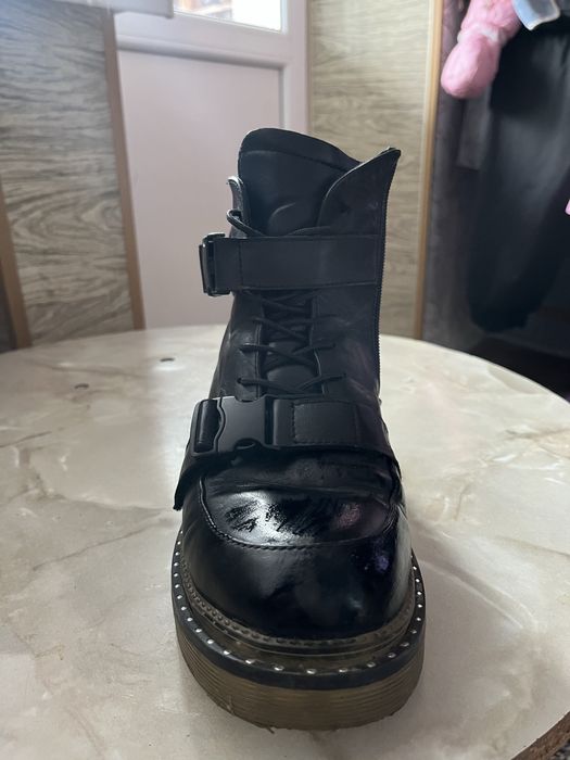 Продам замове взутя