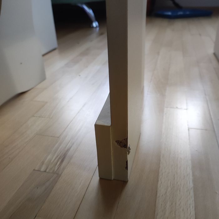 Дитяча парта із стільчиком