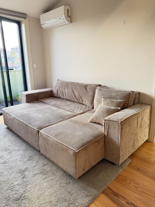 Sofa-cama continente