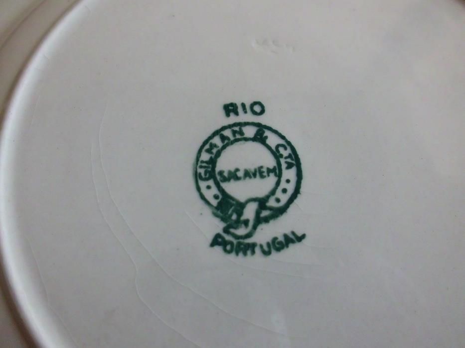 2 pratos Sacavém Gilman modelo Rio