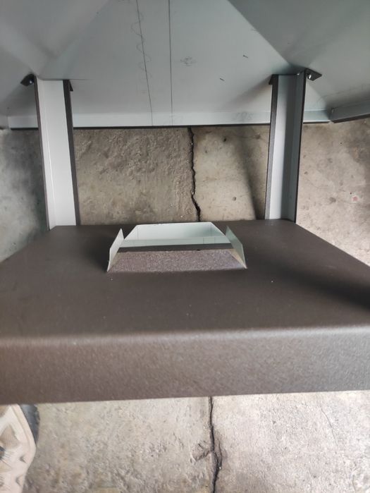 Продається зонтик на комен