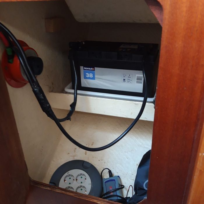 Veleiro Jeanneau Aquila 28 pés