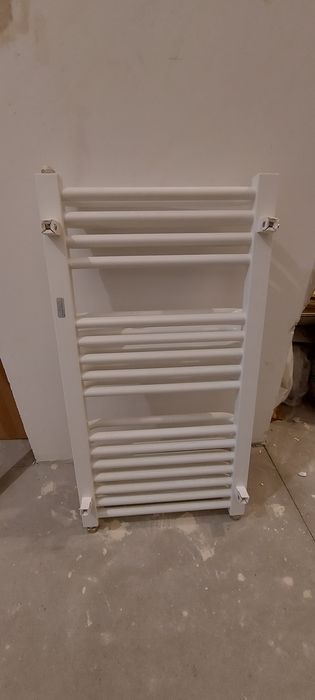 Grzejnik łazienkowy Terma Tytus 820/440 (1 szt.)