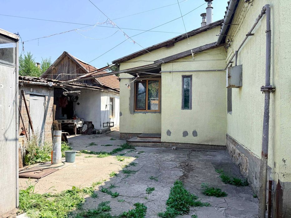 Продам часть дома район маг. Копейка