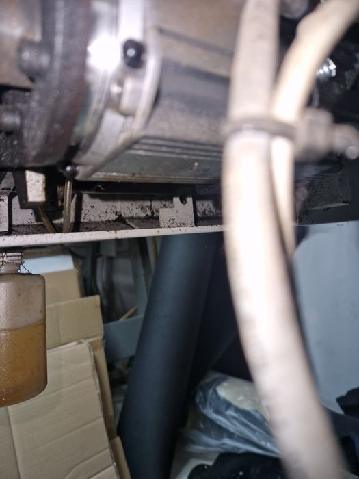 Máquina Adler 2 agulhas