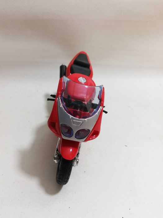 Kawasaki Ninja Zx-7r - Maisto 1:18