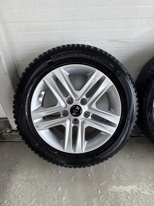 Alufelgi kia Ceed 5x114,3 16 cali z oponami zimowymi 205/55-16 TPMS