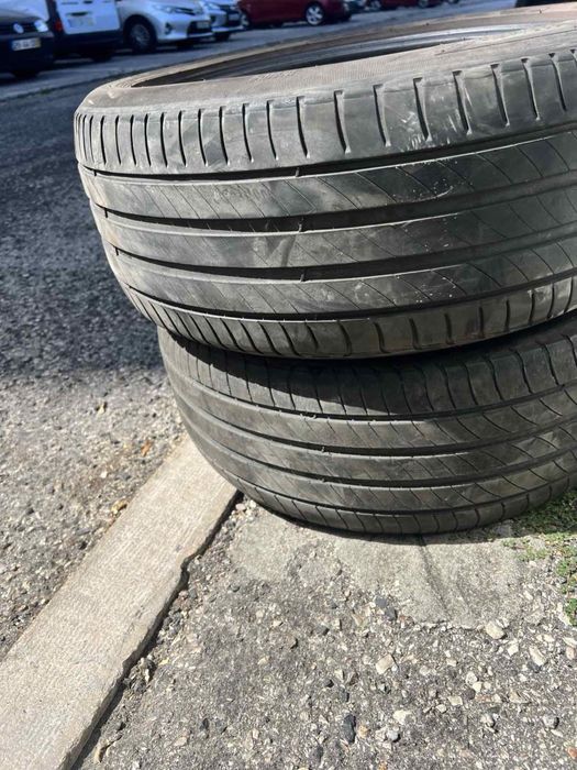 225/45/17 Michelin 2 pneus