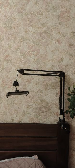 Варіанти.Потужний усилений подвійний кронштейн для монітора BONTEK.