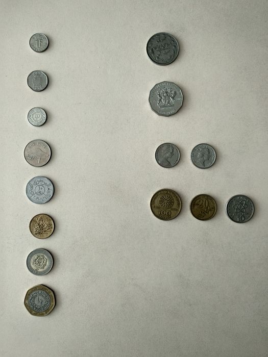 Монети Європи, Азії, Америки