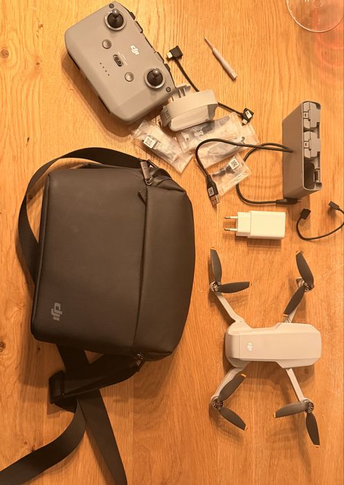 Dji Mini 2 fly more combo