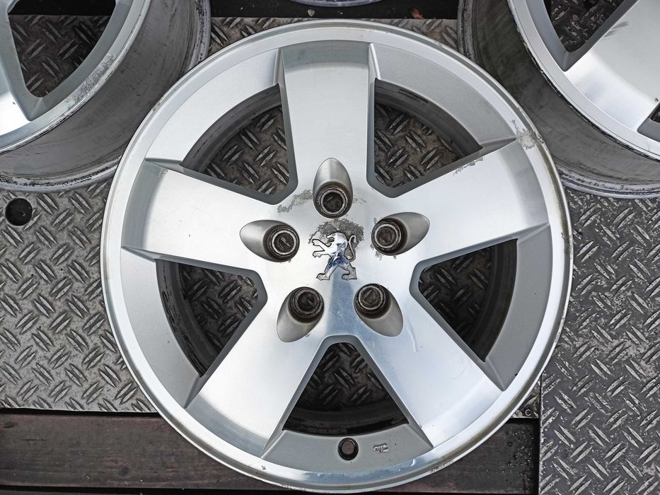 Oryginał felgi 16cali Peugeot 407 407SW Hortaz 16 5x114,3 Z189