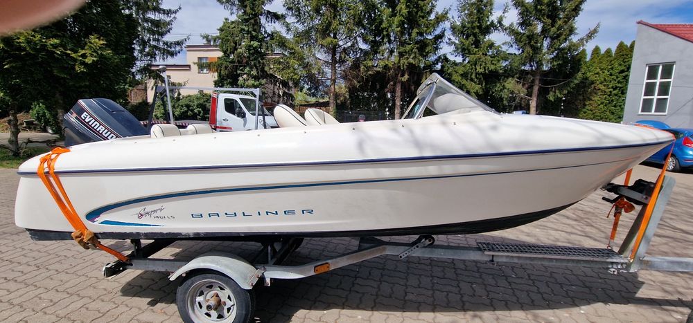 Bayliner Capri 1401 LS.
