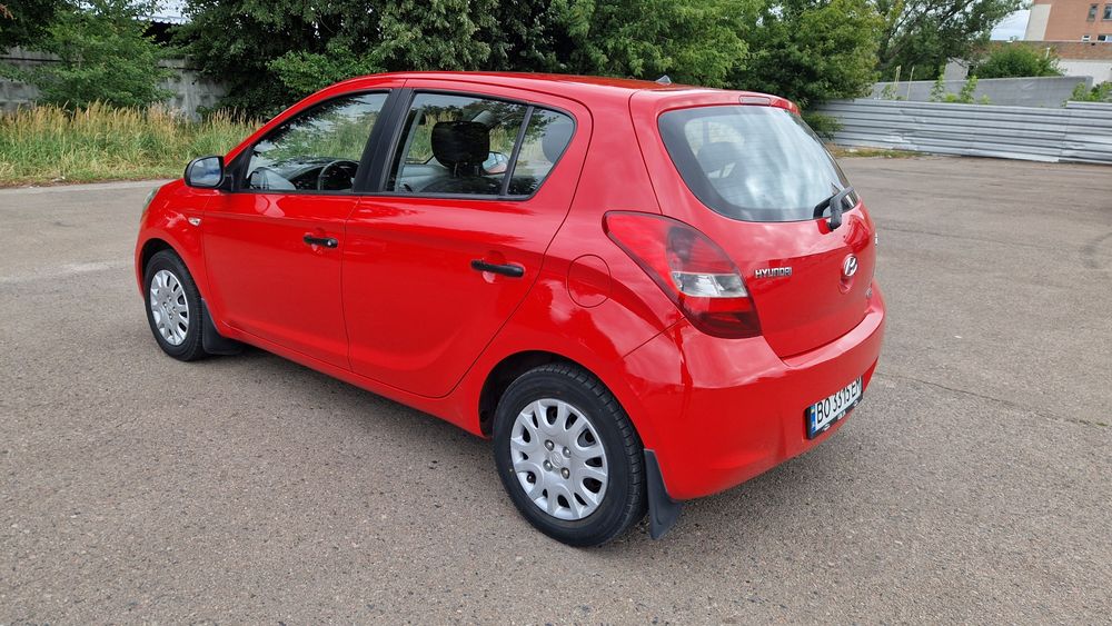 Hyundai i20 2009 VIN MALBB51SP9M042101 фото оголошення 3 з 24