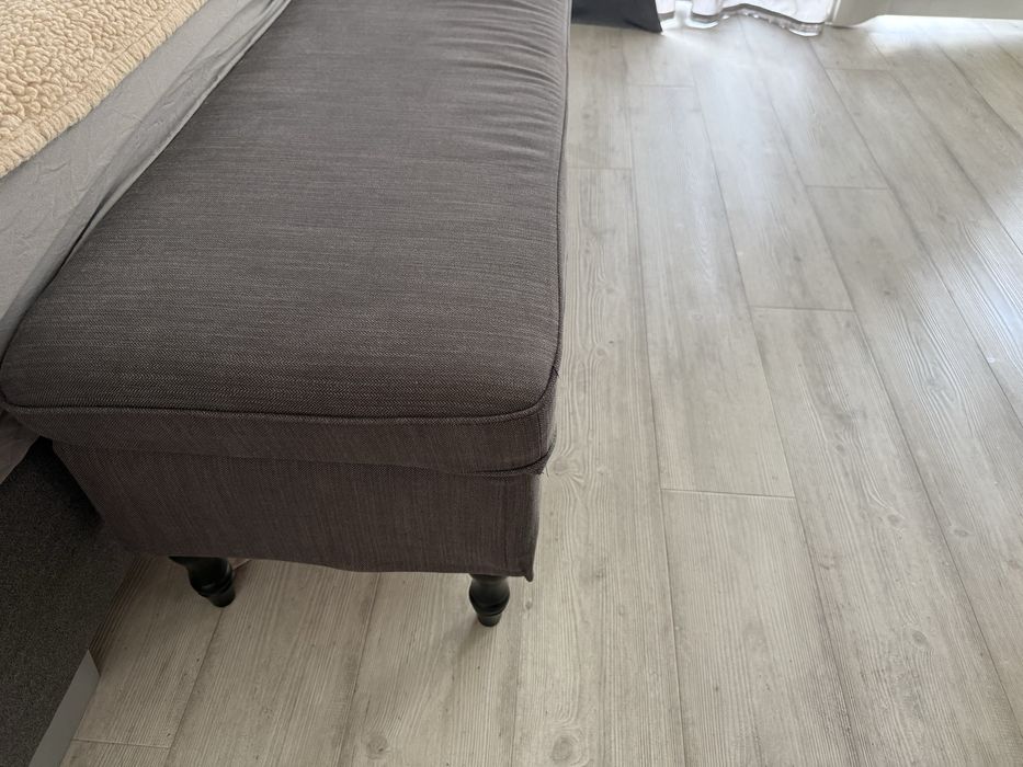 Szara ławeczka ze schowkiem Ikea