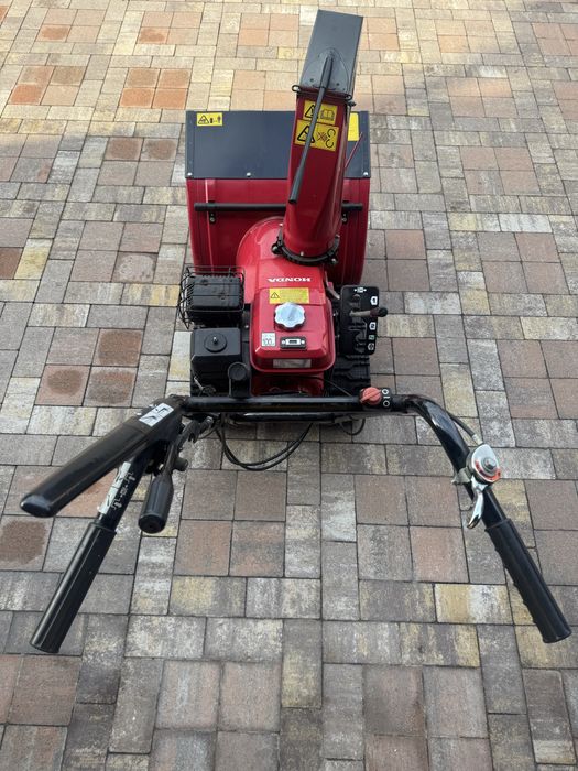 Продам снегоуборщик HONDA HS 622