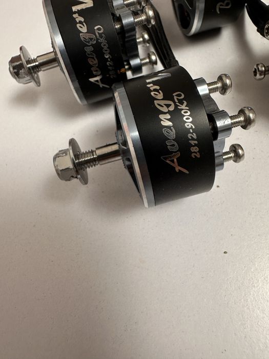 Двигун brotherhobby avenger 2812 v3 fpv дрона 900kv безколекторний 4шт