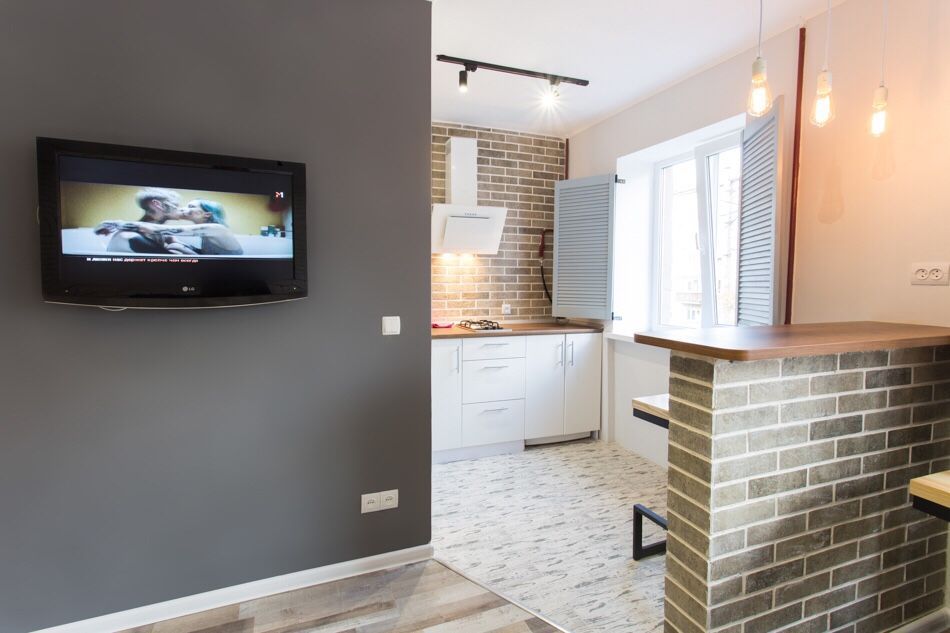 Посуточно / почасово возле Саржиного Яра 2-к квартиру ул.Есенина 12