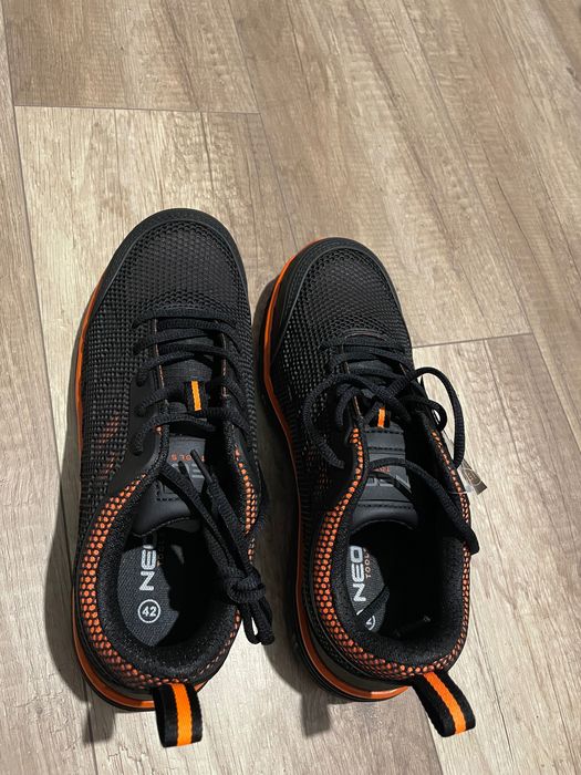 Buty robocze z noskiem