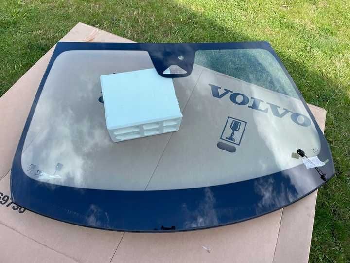 Лобове скло VOLVO XC90 Розборка Запчастини