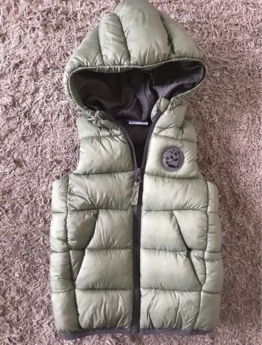 Kamizelka ocieplana pikowana bezrękawnik  dla chłopca rozmiar 86