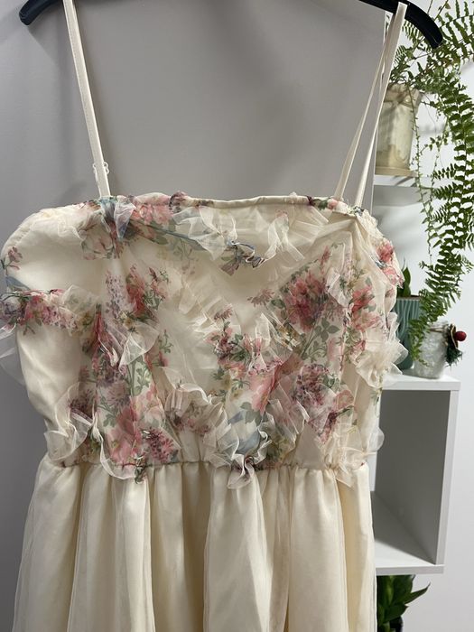 Sukienka  elegancka