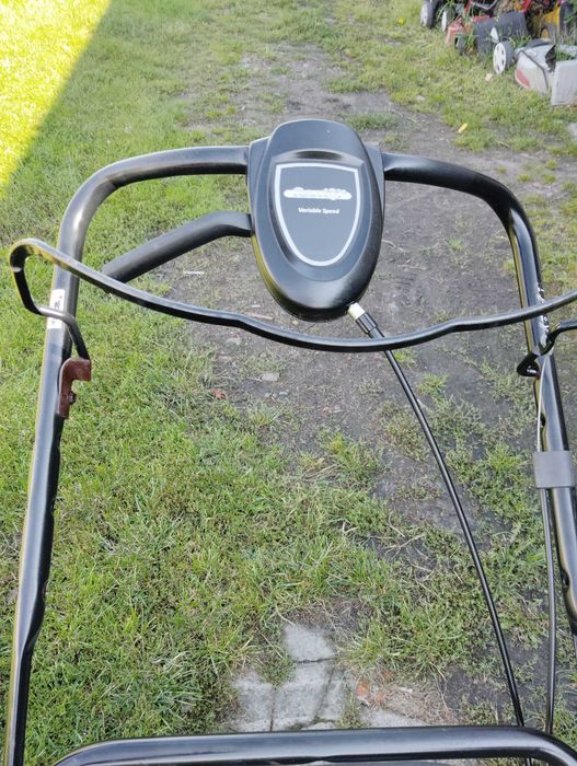 Kosiarka spalinowa Gardiol Editon 1 z napedem producent Husqvarna