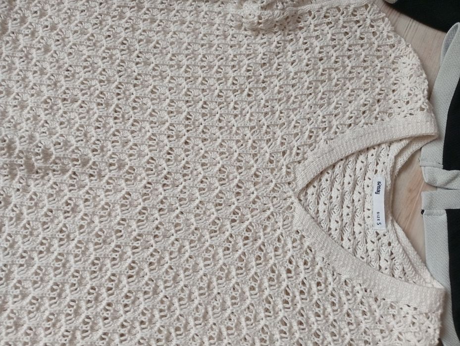 Жіночі речі спідниця Zara,H&M сукня,піджак під Шанель,джинси плаття