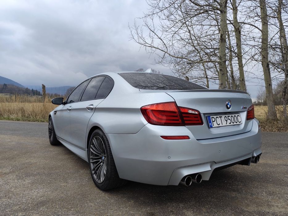 Bmw m5 f10 silverstone ii indywidual niski przebieg europa