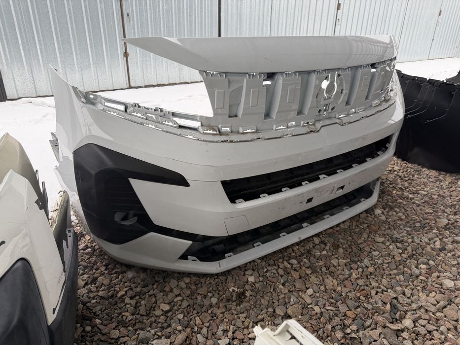 Zderzak przedni przód Vivaro Zafira Jumpy Expert lift 24-