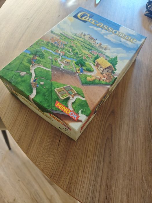 Carcassone Edycja 2.0 Zawiera mini - dodatki Opat oraz Rzeka! Bardzo dobry stan!