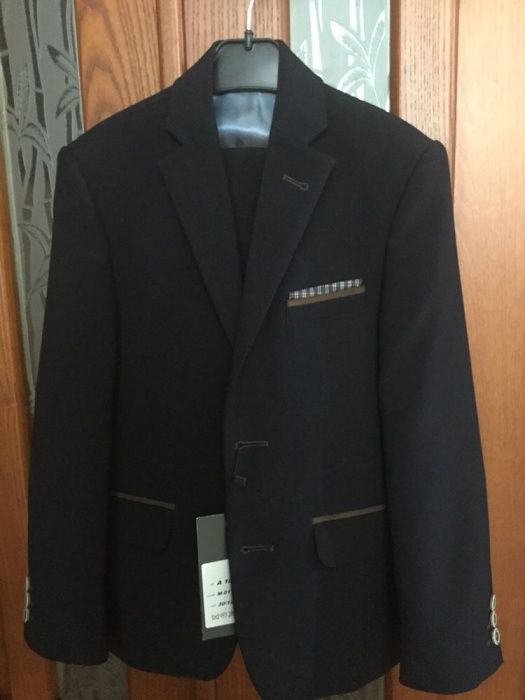 Шкільний костюм