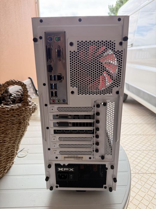 Pc gamer LED pronto a usar