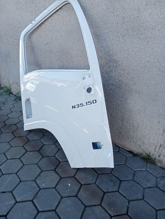 Porta direita Isuzu