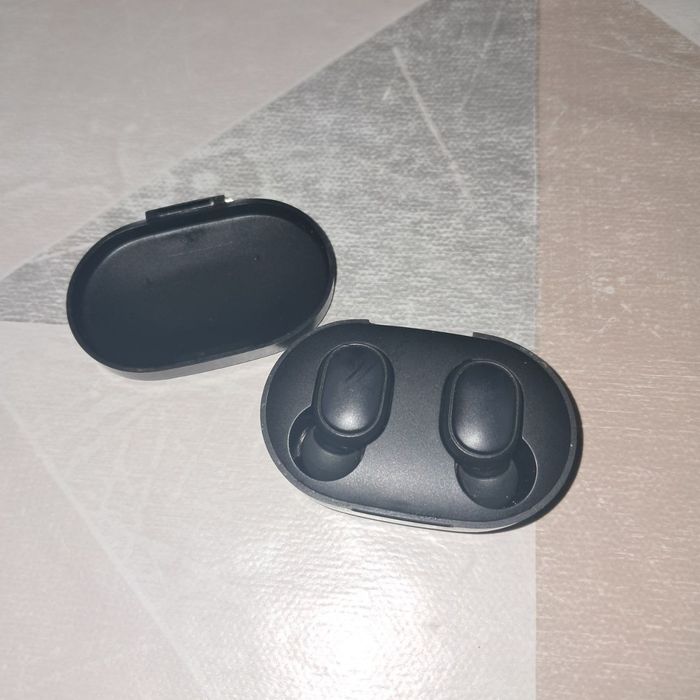 Продаю навушники (2 моделі за одну ціну) -  Xiaomi Redmi AirDots Basic
