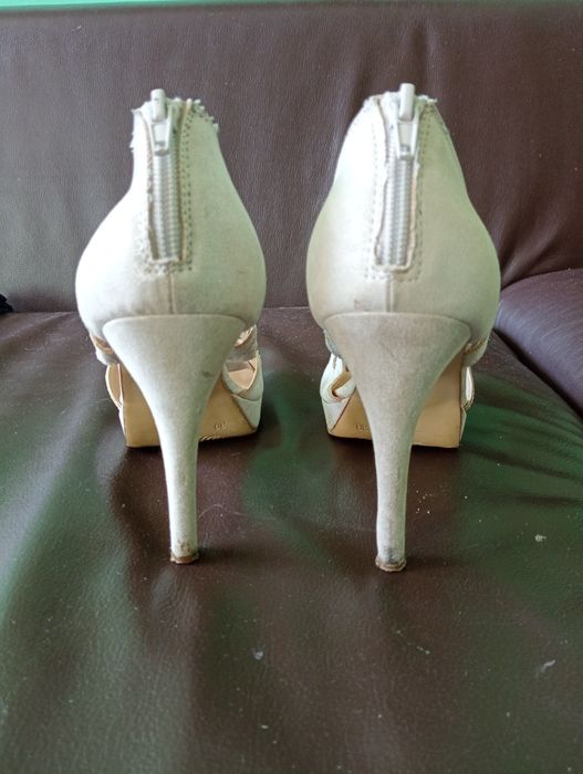Buty na obcasie rozm. 40