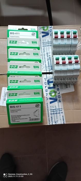 Przyciski sterownicze SVN i przekaźniki bistabilne BIS