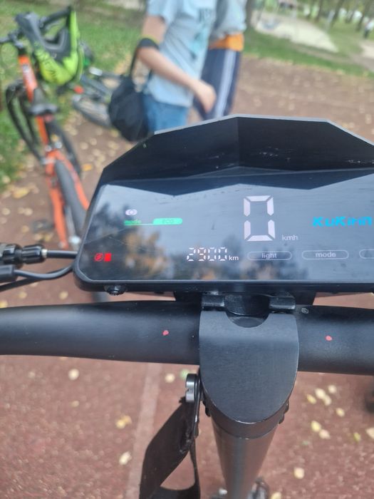 Hulajnoga elektryczna Kukirin g2