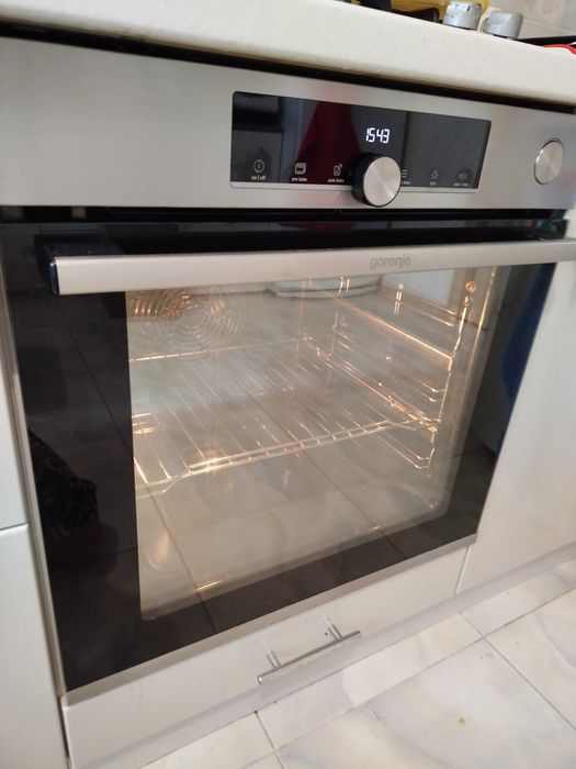 Духова шафа сучасна Gorenje 6747, на гарантії
