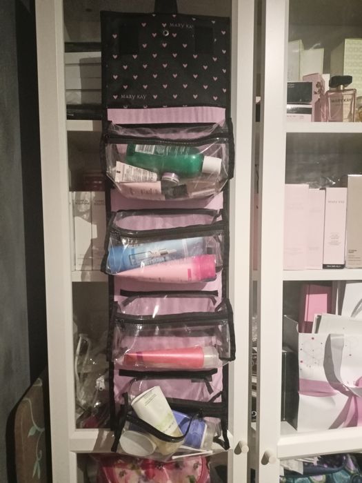 Mary Kay kosmetyczka podróżna wieszana 4komory wypinane