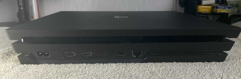 PS4 PRO CUH-7208B остання ревізія