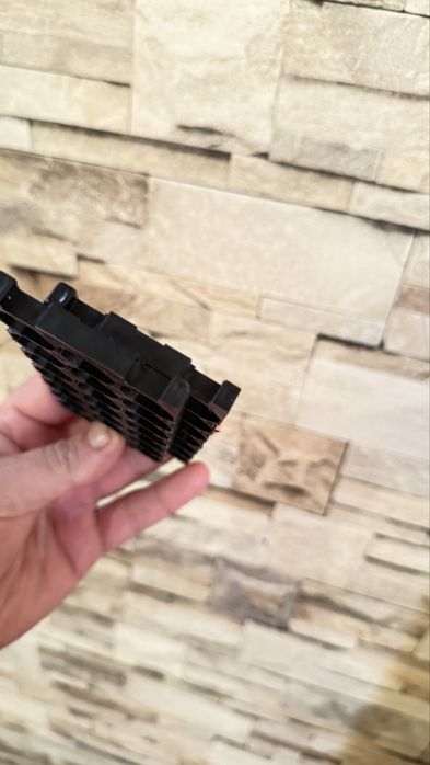 Холдери для акб на UPS, ДБЖ під 21 шт 18650