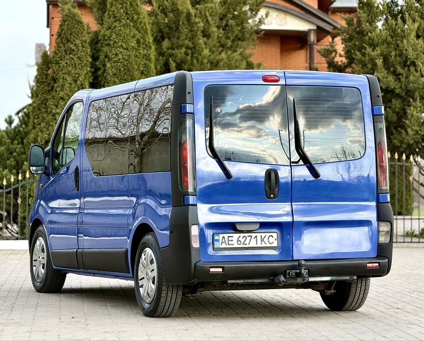 Renault Trafik ОРИГІНАЛЬНИЙ! ПАСАЖИР 9 Місць 2.5 Найкращий Двигун!