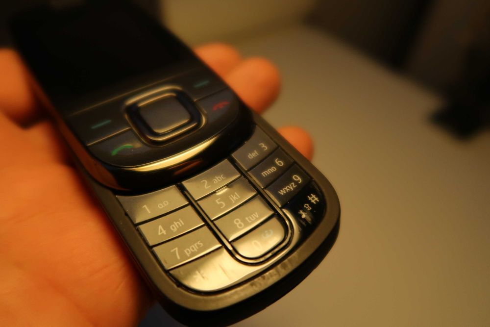 Nokia 3600 Slide / Stan BDB