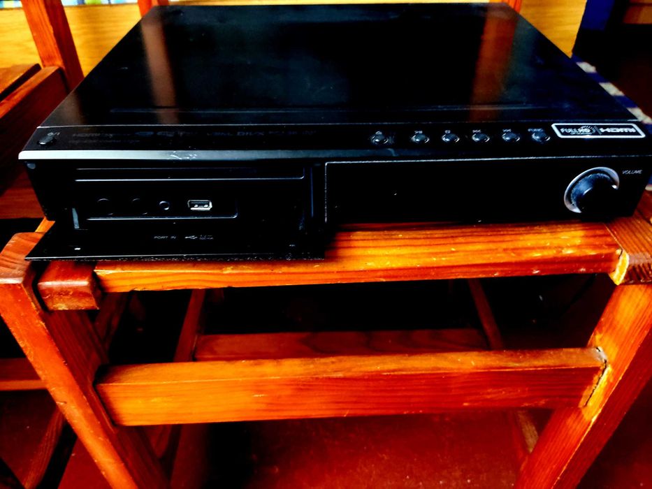 5.1 surround / Leitor DVD - Home Cinema LG e colunas e subwoofer